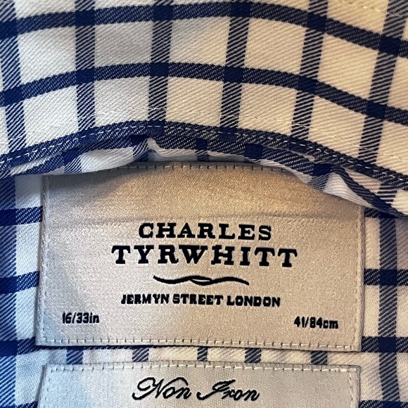 Charles Tyrwhitt Non Iron Button Shirt 17/33 - Picture 5 of 6
